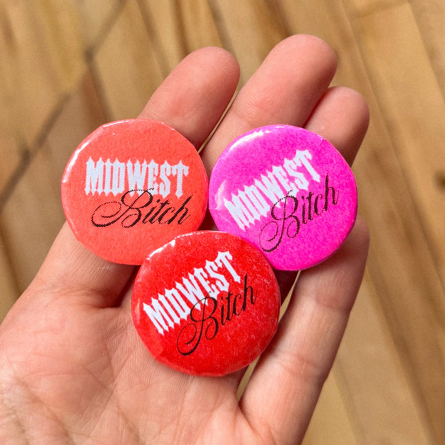 MIDWEST B BUTTON