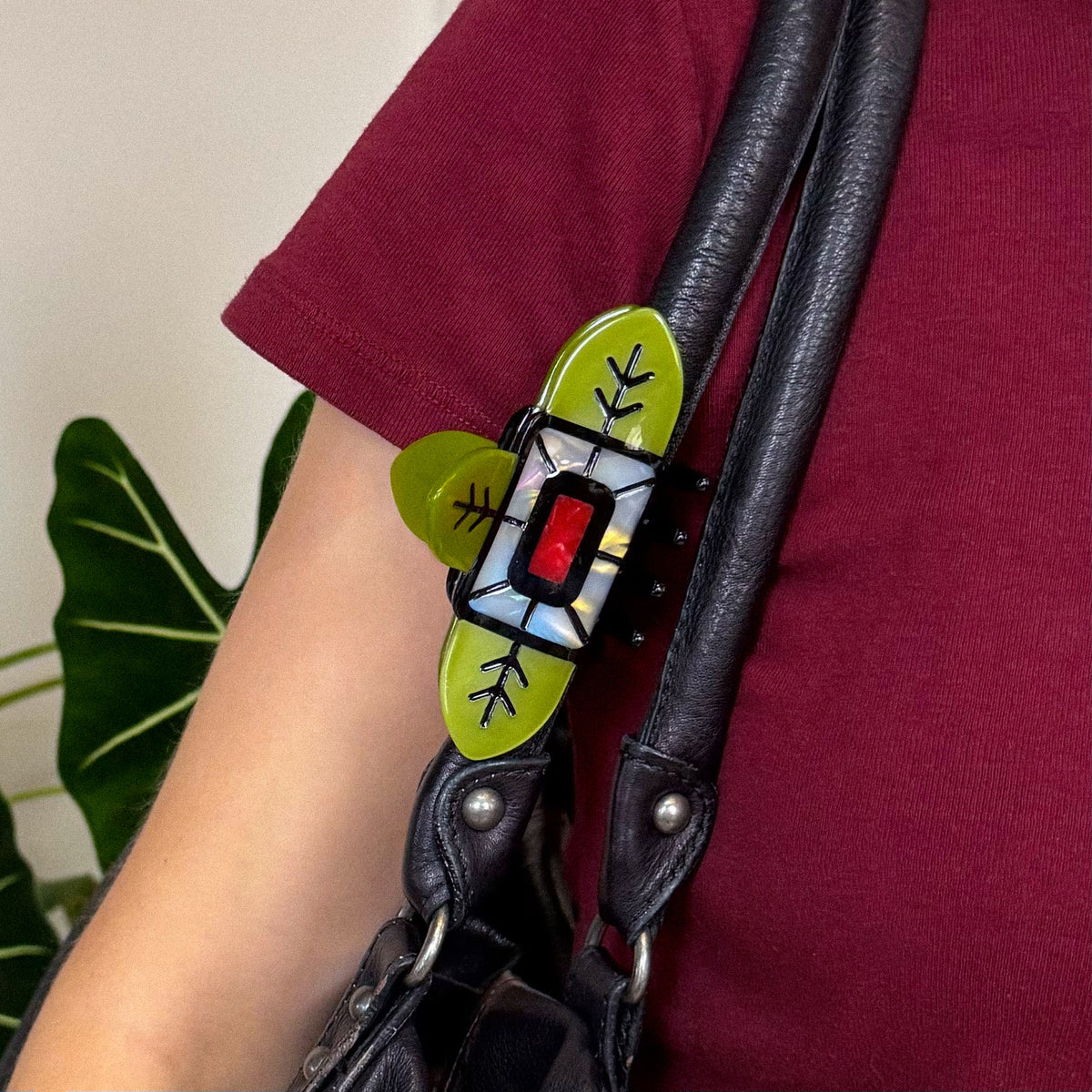CLASSIC FLOWER CLAW CLIP