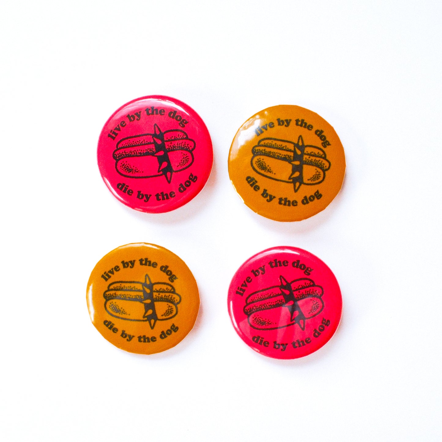 HOT DOG PINBACK BUTTON